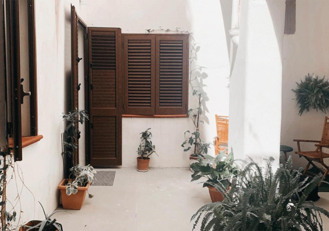 La Casa Di Maya Apartment *